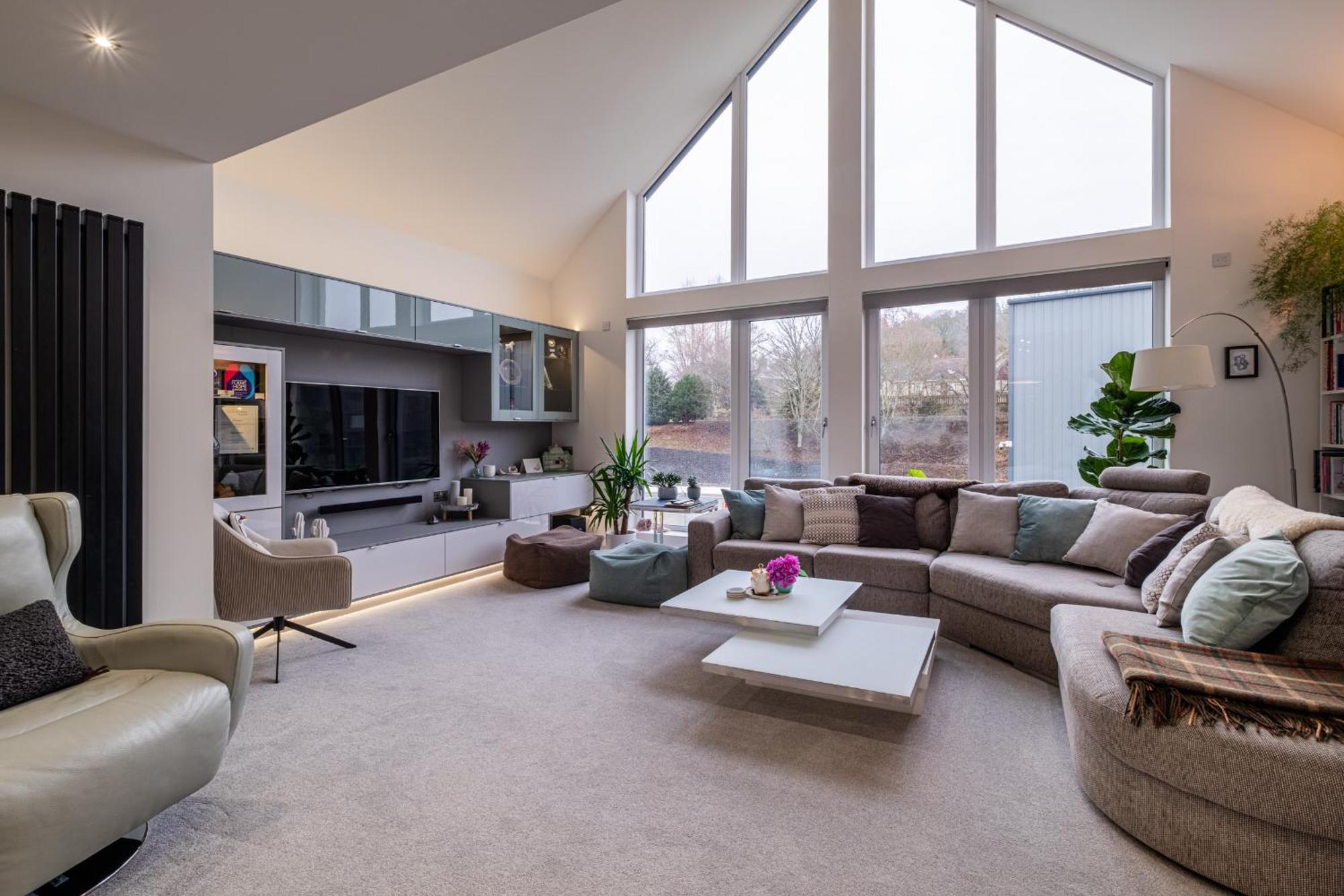 Modern House With Hot Tub, Perfect Night Away! Villa Huntly Exterior photo