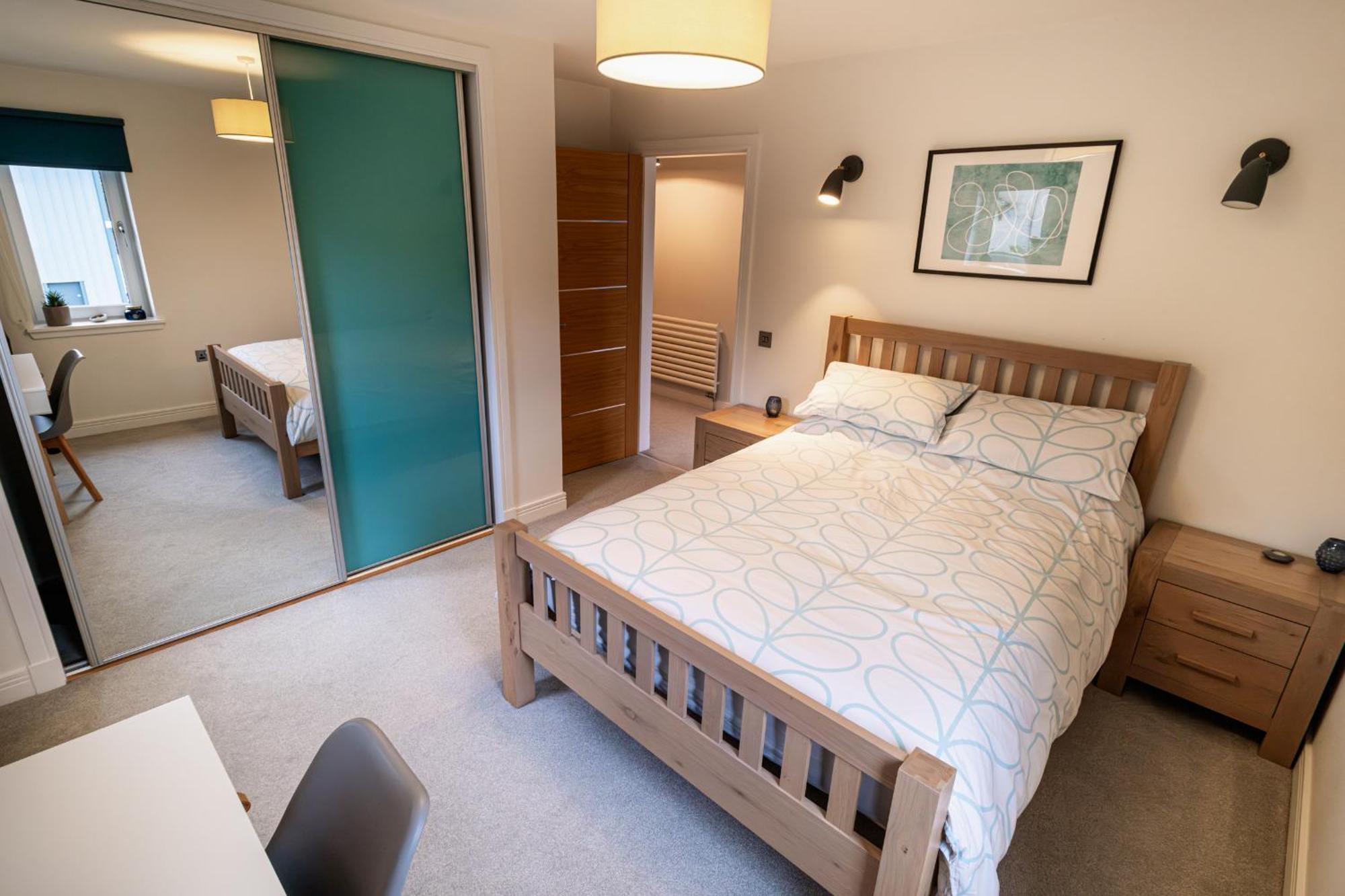 Modern House With Hot Tub, Perfect Night Away! Villa Huntly Exterior photo